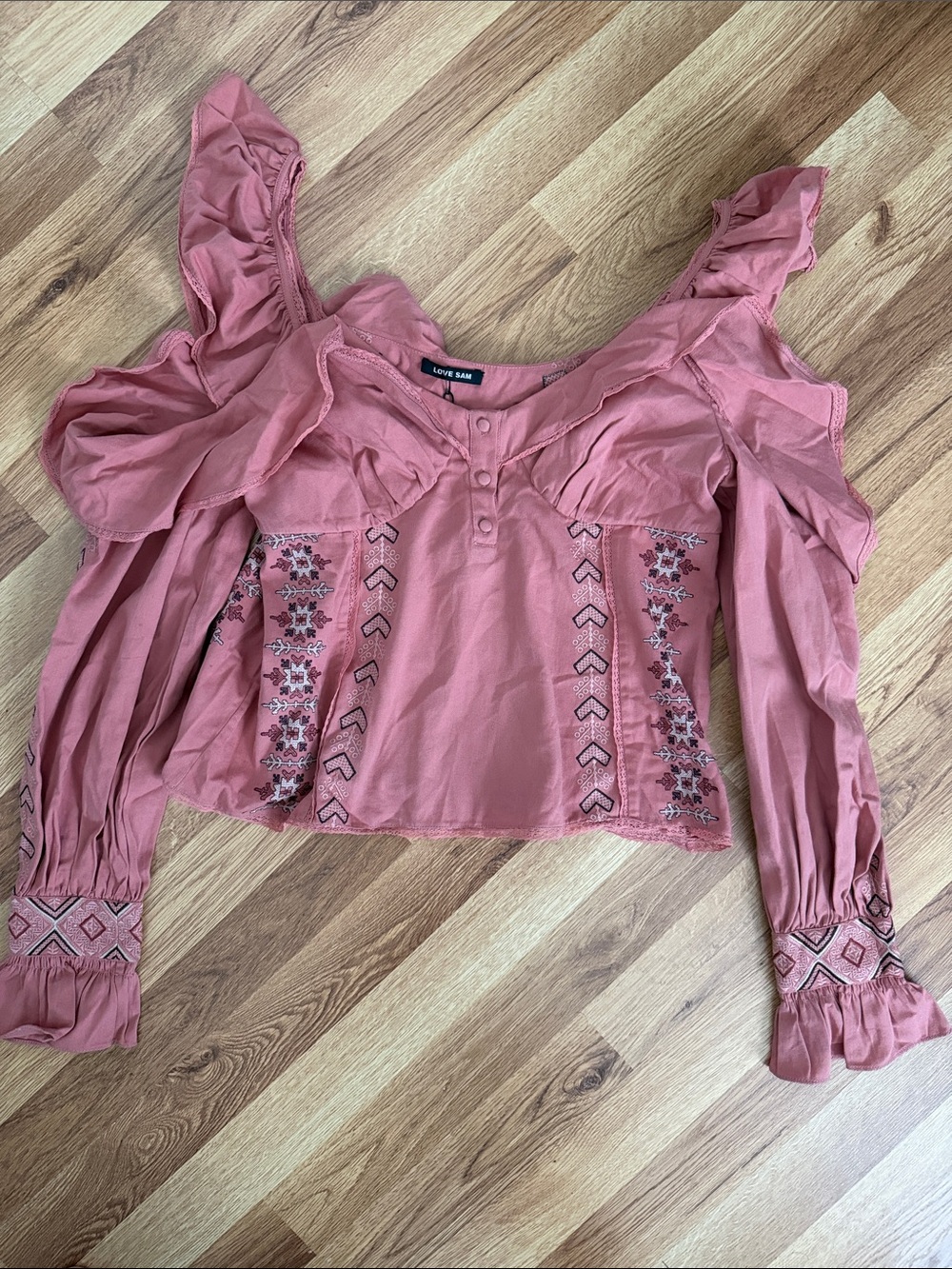 Love Sam Rose Dust Cold-Shoulder Ruffle Embroidered Blouse Vintage size Small